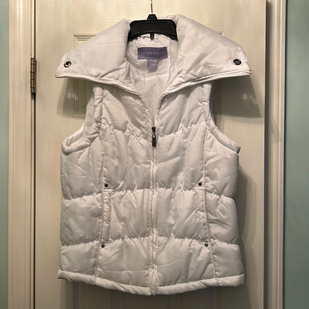 Womens Laura Scott Puffer Vest